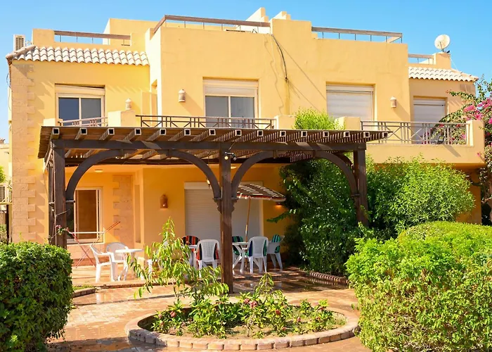 5bdr Modern Beachside Retreat In Einbay L 2nd Row * Ain Sukhna