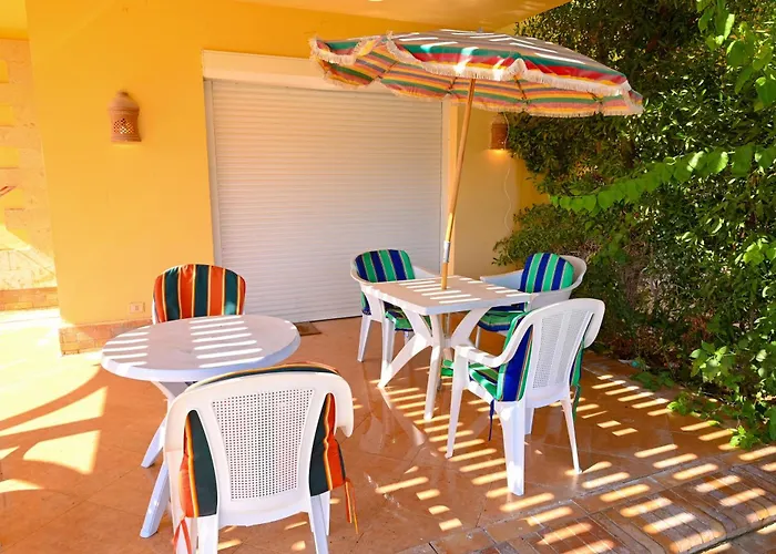 5bdr Modern Beachside Retreat In Einbay L 2nd Row Apartment Ain Sukhna