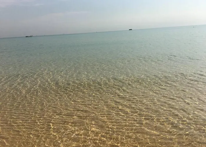 5bdr Modern Beachside Retreat In Einbay L 2nd Row * Ain Sukhna