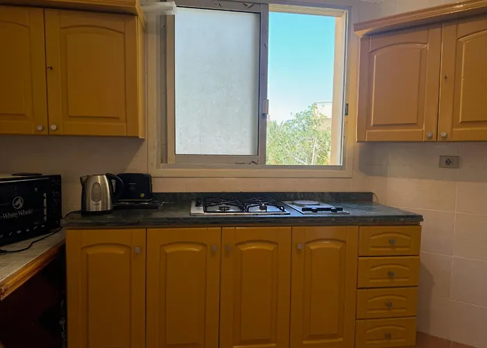 5bdr Modern Beachside Retreat In Einbay L 2nd Row * Ain Sukhna