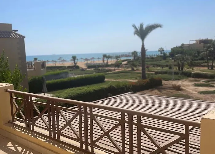 5bdr Modern Beachside Retreat In Einbay L 2nd Row Ain Sukhna