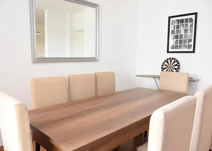 5bdr Modern Beachside Retreat In Einbay L 2nd Row Ain Sukhna